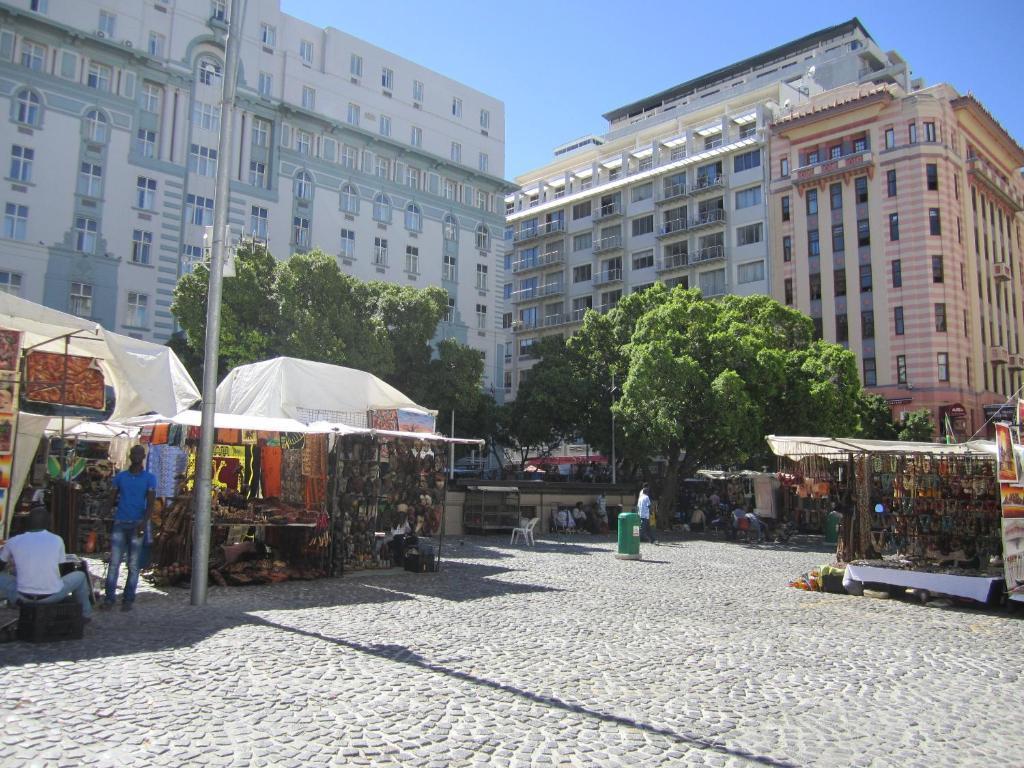 At Greenmarket Place Fokváros Kültér fotó